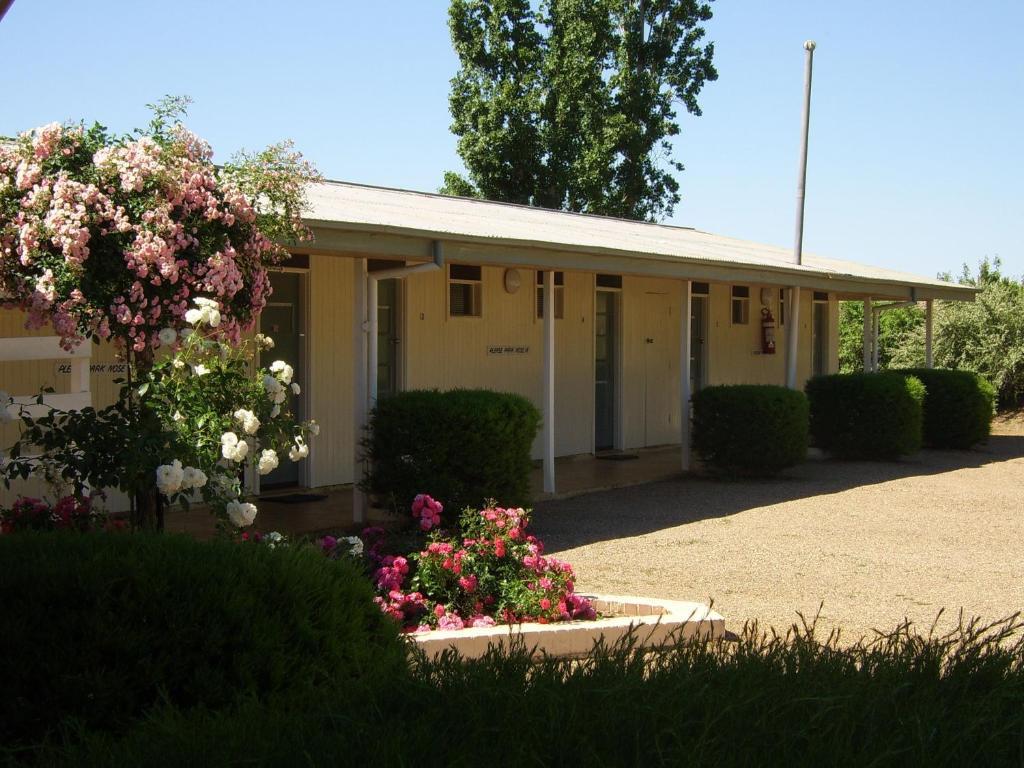 Garden Motor Inn Gundagai Exterior foto